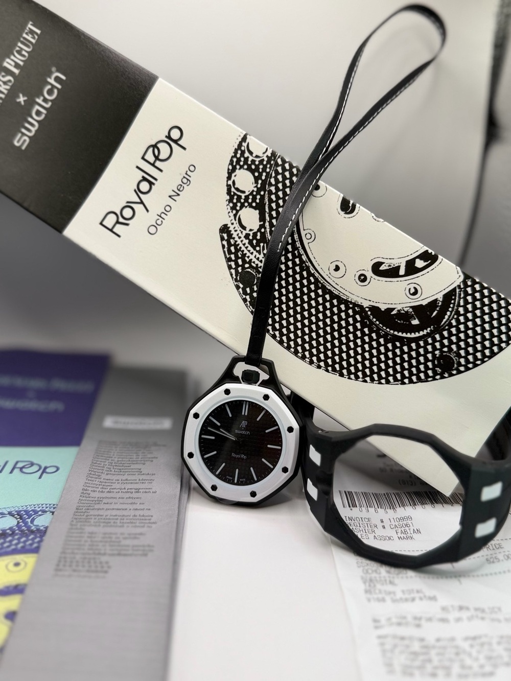 AP X SWATCH ROYAL POP OCHO NEGRO COMES WITH ORIGINAL RECEIPT BOX AND BAG